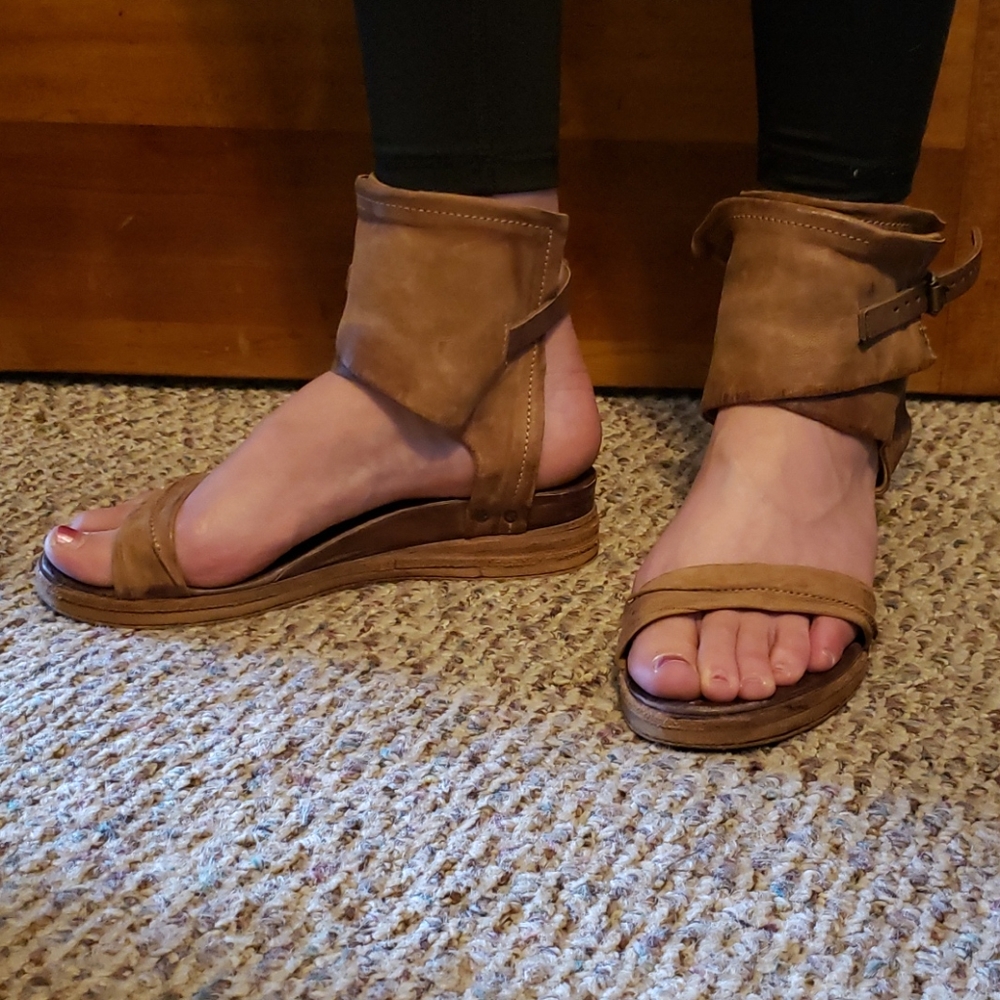 Brown Leather Sandals